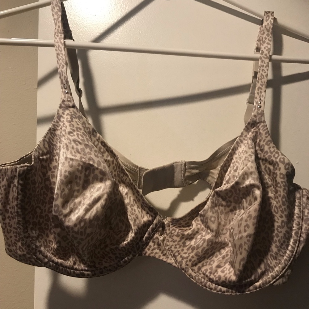 Purple leopard Victoria Secret biofit bra 38C